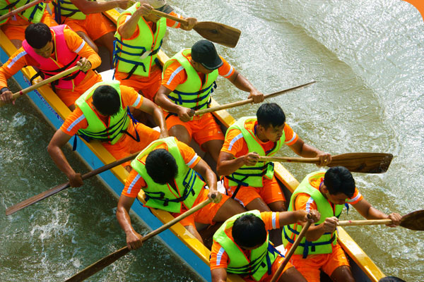 block-pic-dragonboat.jpg